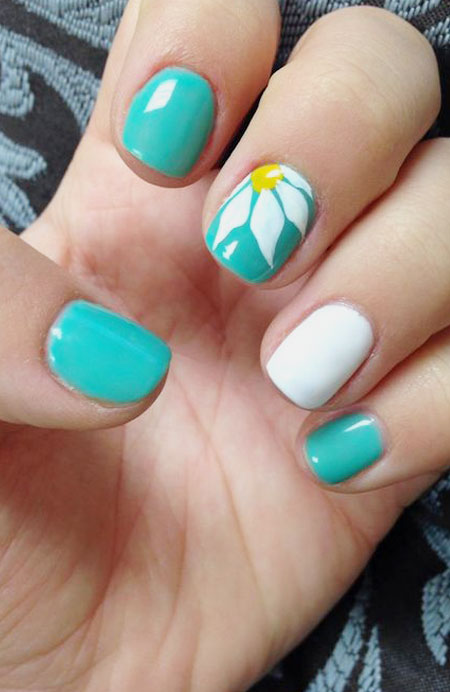 43 Pretty Floral Nail Design and Ideas for Spring