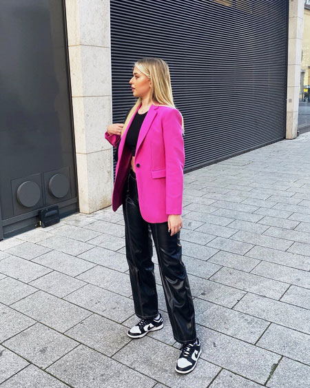 18 Chic Ways to Wear an Oversized Pink Blazer This Spring | Lovika