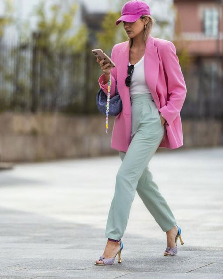 18 Chic Ways to Wear an Oversized Pink Blazer This Spring